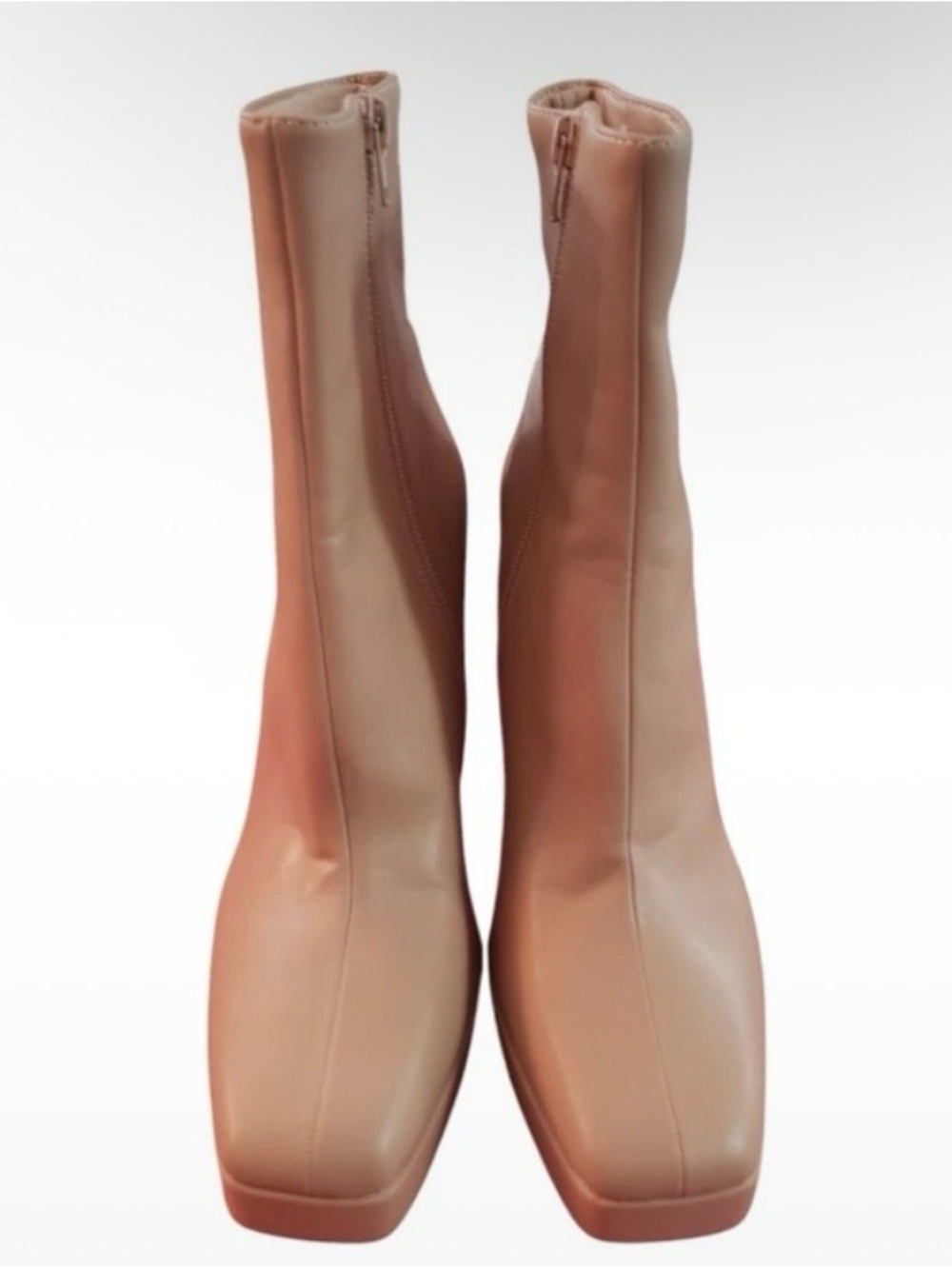 Steve Madden "Felicity" Ankle Zip
Boots Nude Blush 10